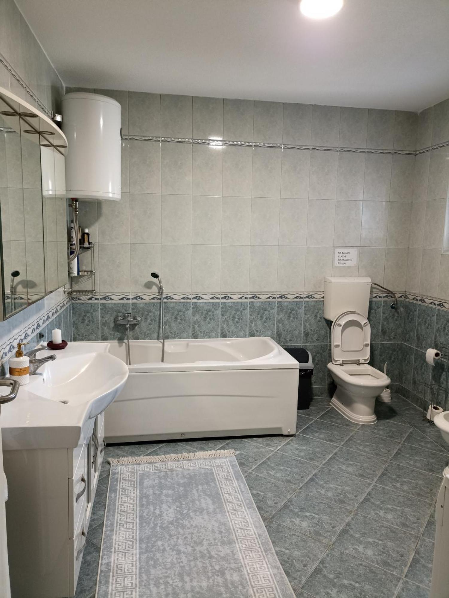 Royal Apartmani Bosanski Samac Esterno foto